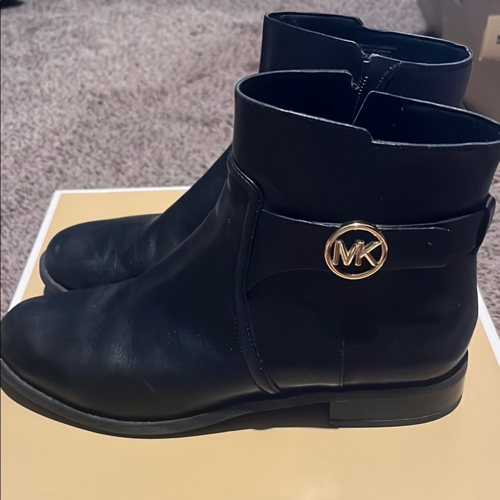 Michael Kors Black Leather Boots with Gold Logo
